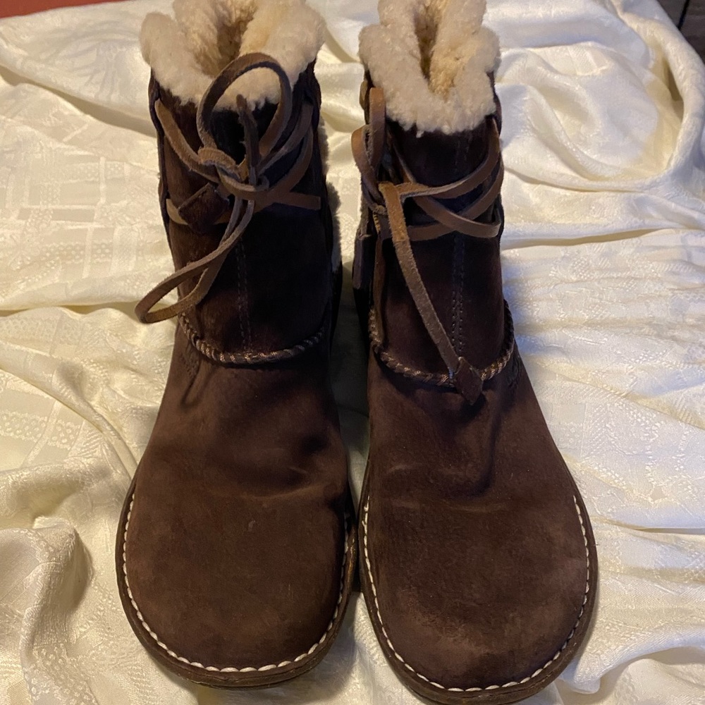 Ugg Bootie